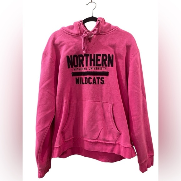 Northern Michigan University Wildcats Women’s Hoodie Pink Sweatshirt Size XL - Picture 1 of 7